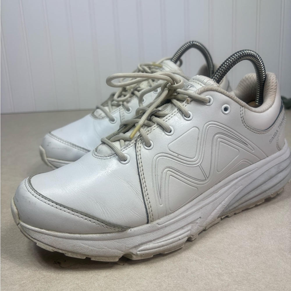 PEELING TONGUES MBT Simba Trainer Women’s White Leather Sneaker Sz 8.5 Red label
